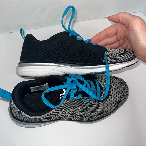 APL Techloom Pro W Women's Black Gray Blue Athletic Shoes Size 7.5 - Picture 6 of 11